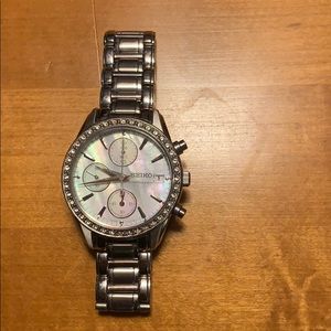 Midsize Seiko watch